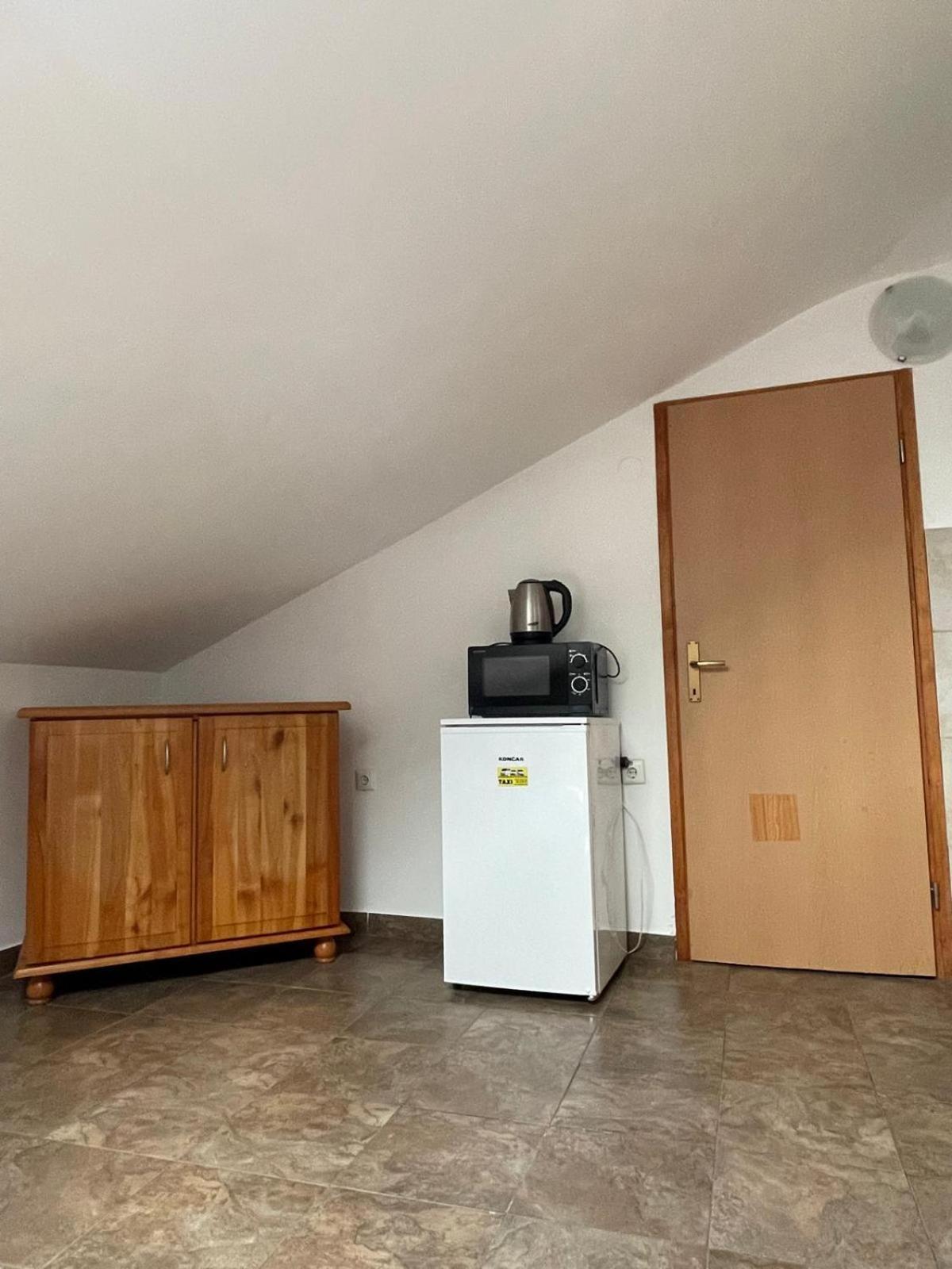 Dejan Apartment-Top Centar Pula Exterior photo